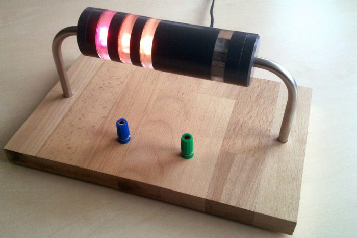 Un ohmmètre original en forme de résistance géante