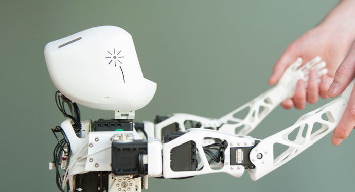 Poppy : Le robot humanoïde open-source français