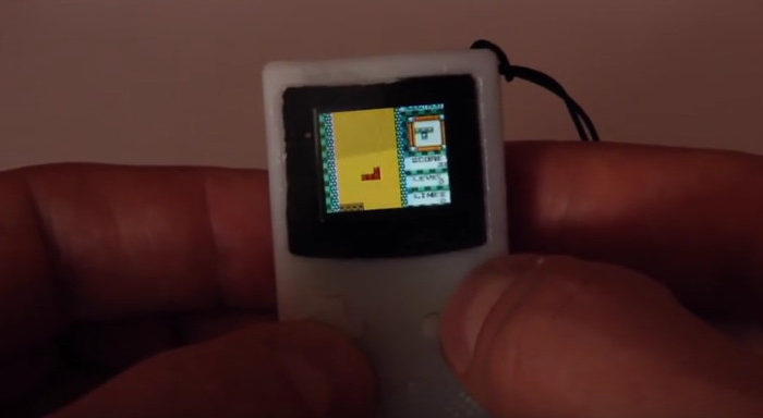 La plus petite Game Boy est de la taille d'un porte-clés