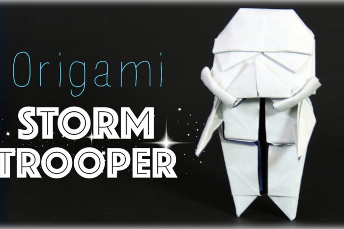 Vidéo : Comment faire un origami de Stormtrooper #starwars ?